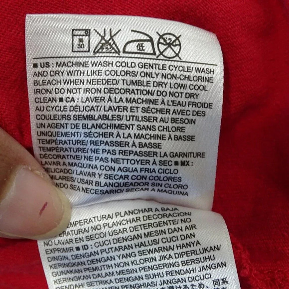 Old Navy T-Shirt Boys Size 5T Red Snow Big Deal Long Sleeve Cotton - Picture 6 of 7